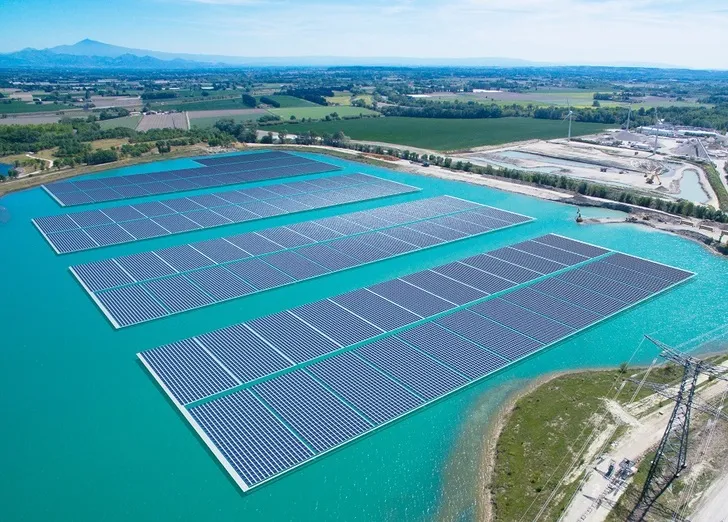 Europe’s Largest Floating Solar Farm Becomes Operational